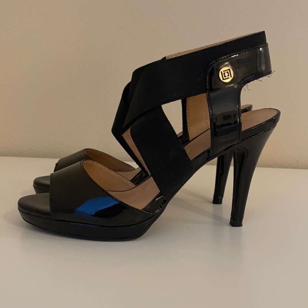 Liz Claiborne Peep Toe Black Heels